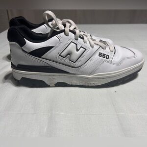 New Balance Men's White and Black 550 Sneakers